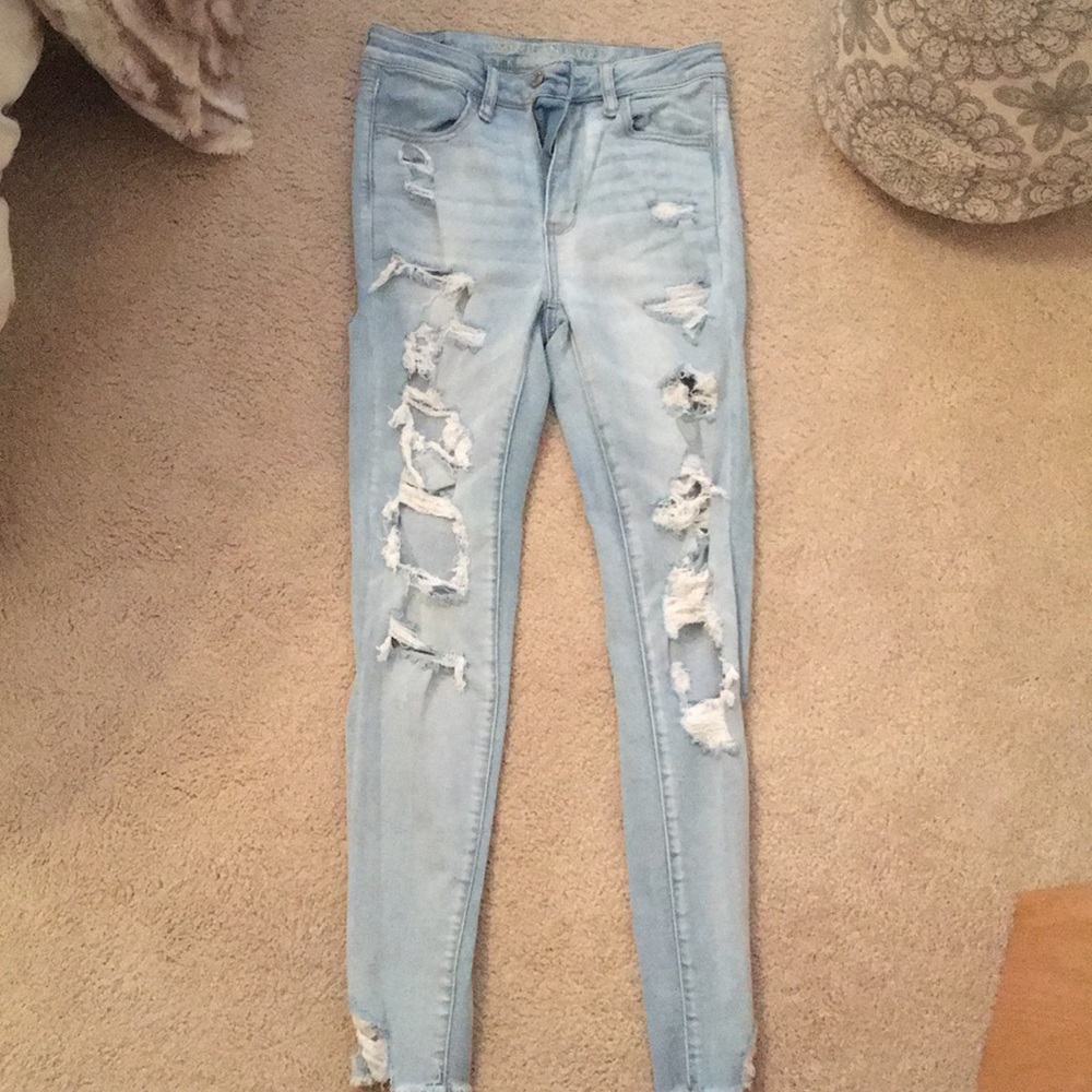 American eagle high wasted jeans